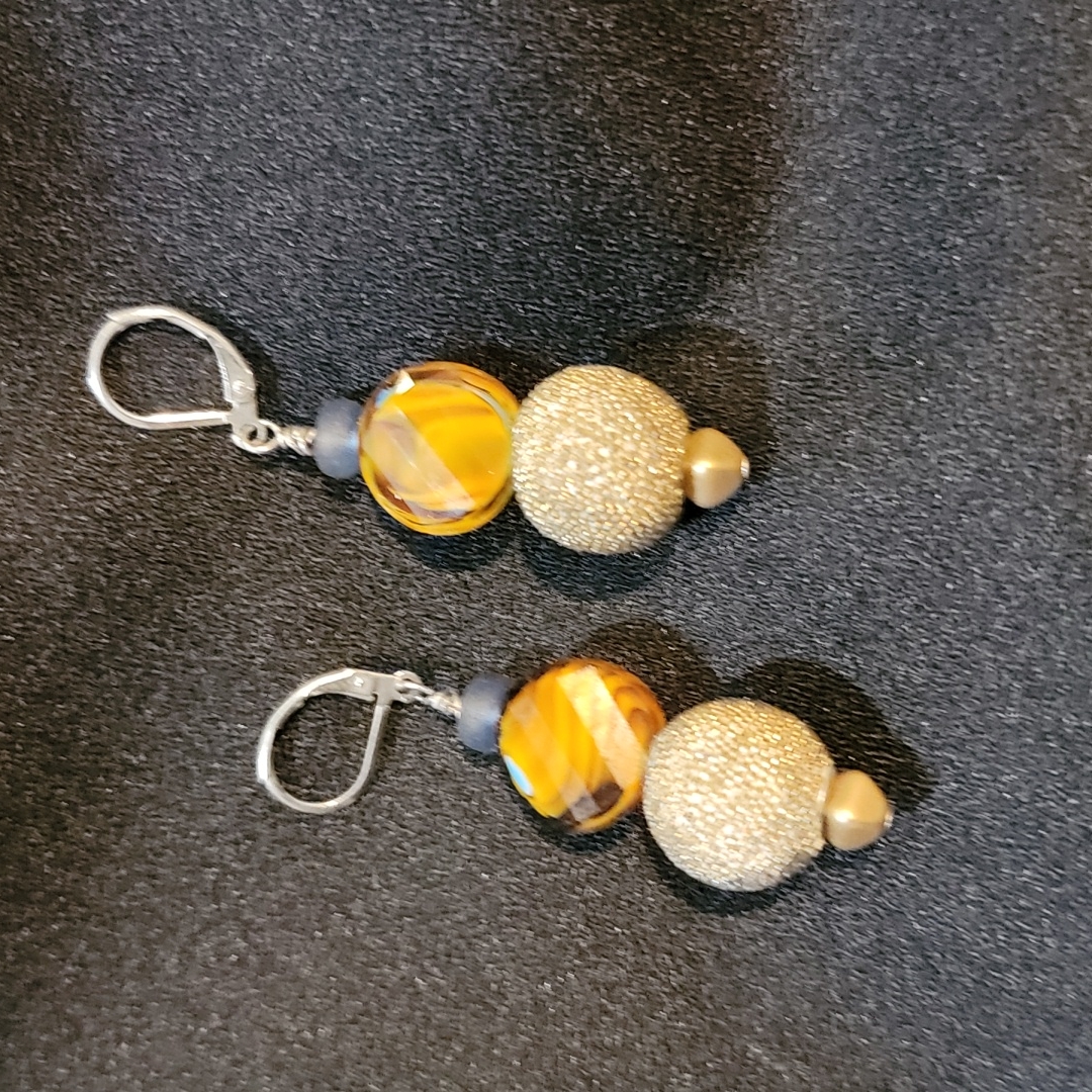 Womens Pierced Earrings